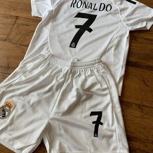 Cristiano Ronaldo Kids Small 6-7 Soccer Jersey set - Real Madrid Toddler…